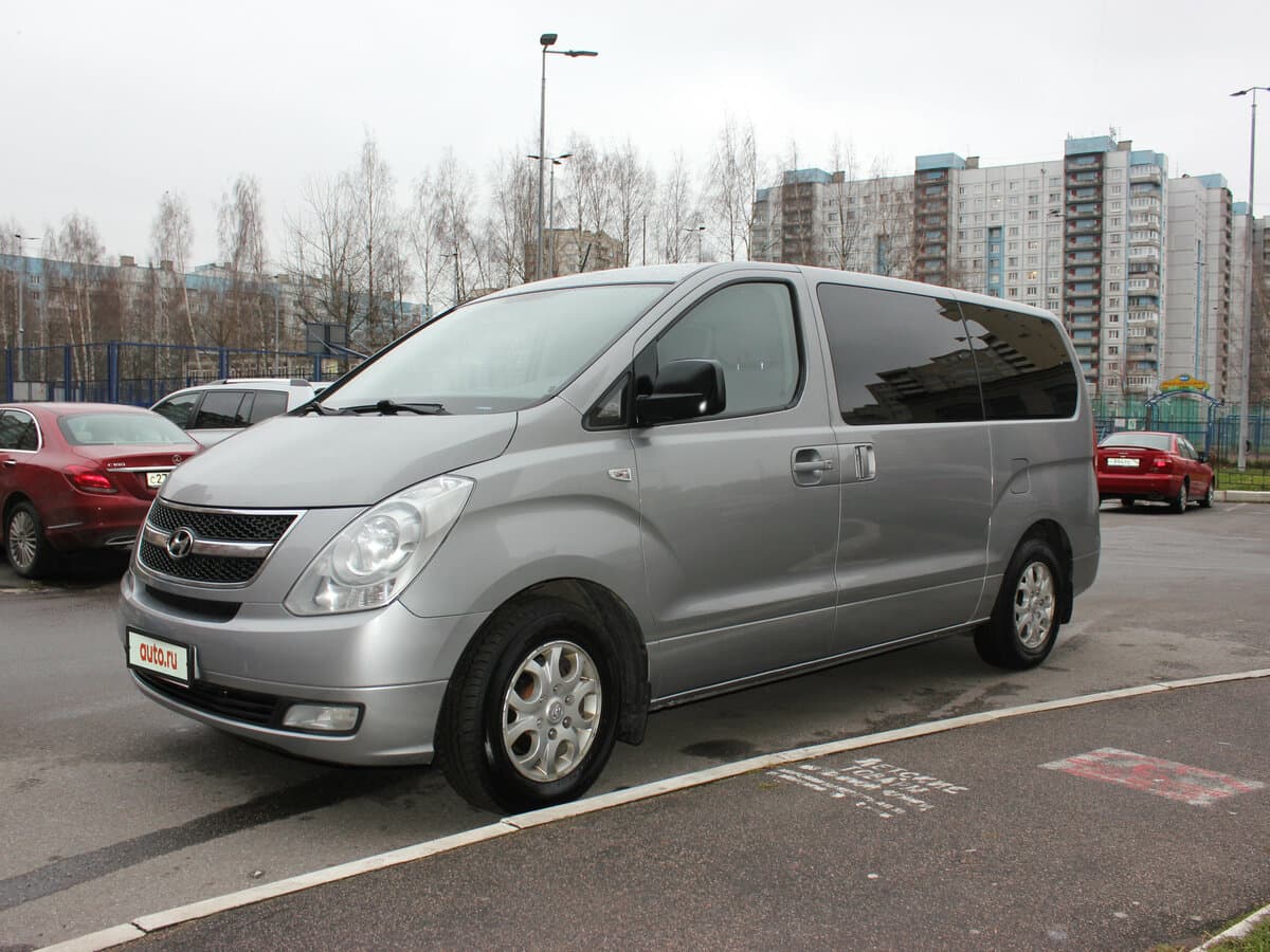 arenda Hyundai H1 8 kishilik xoladi yaxshi