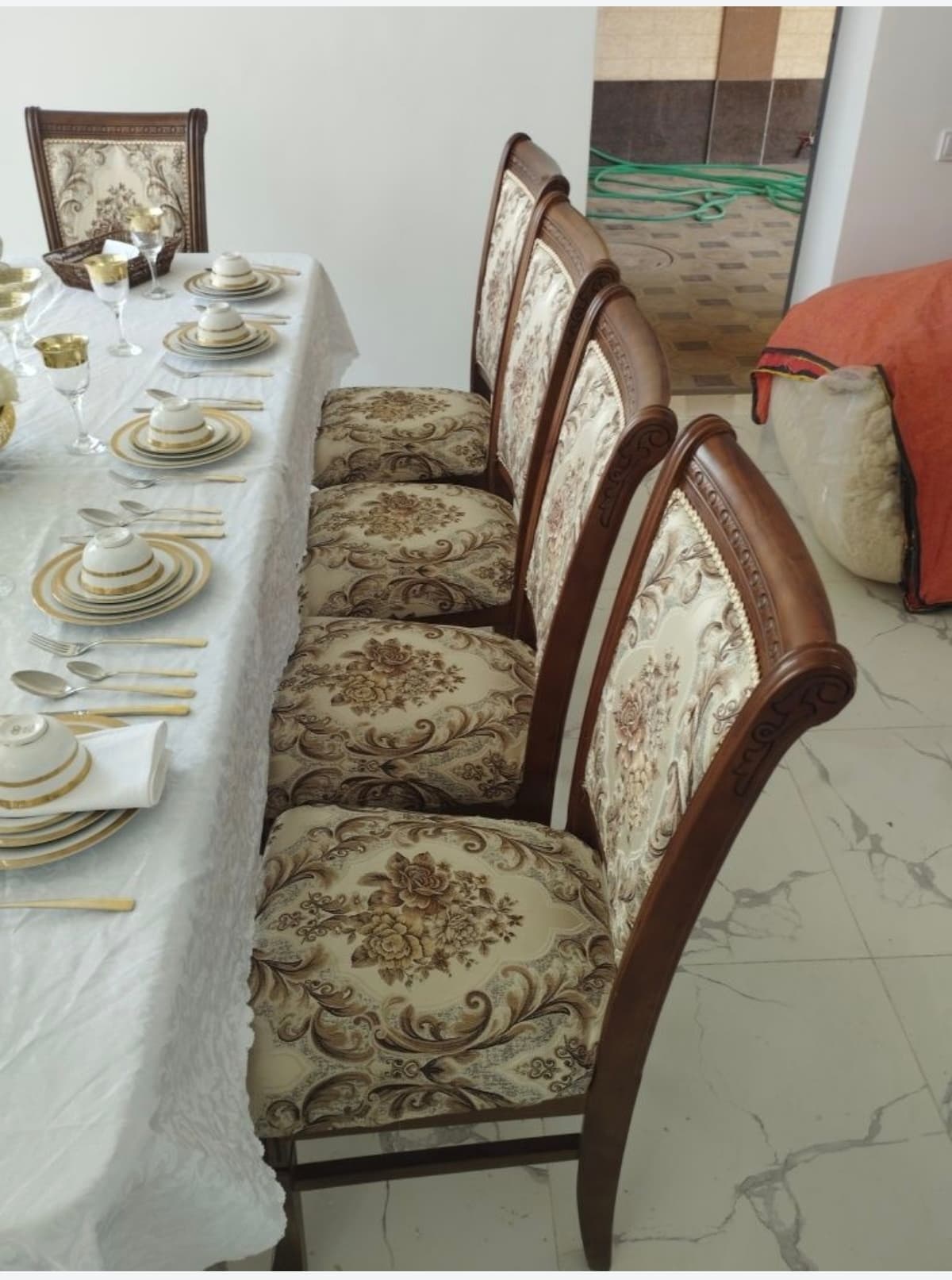 Ekran ijaraga oling, soyabon