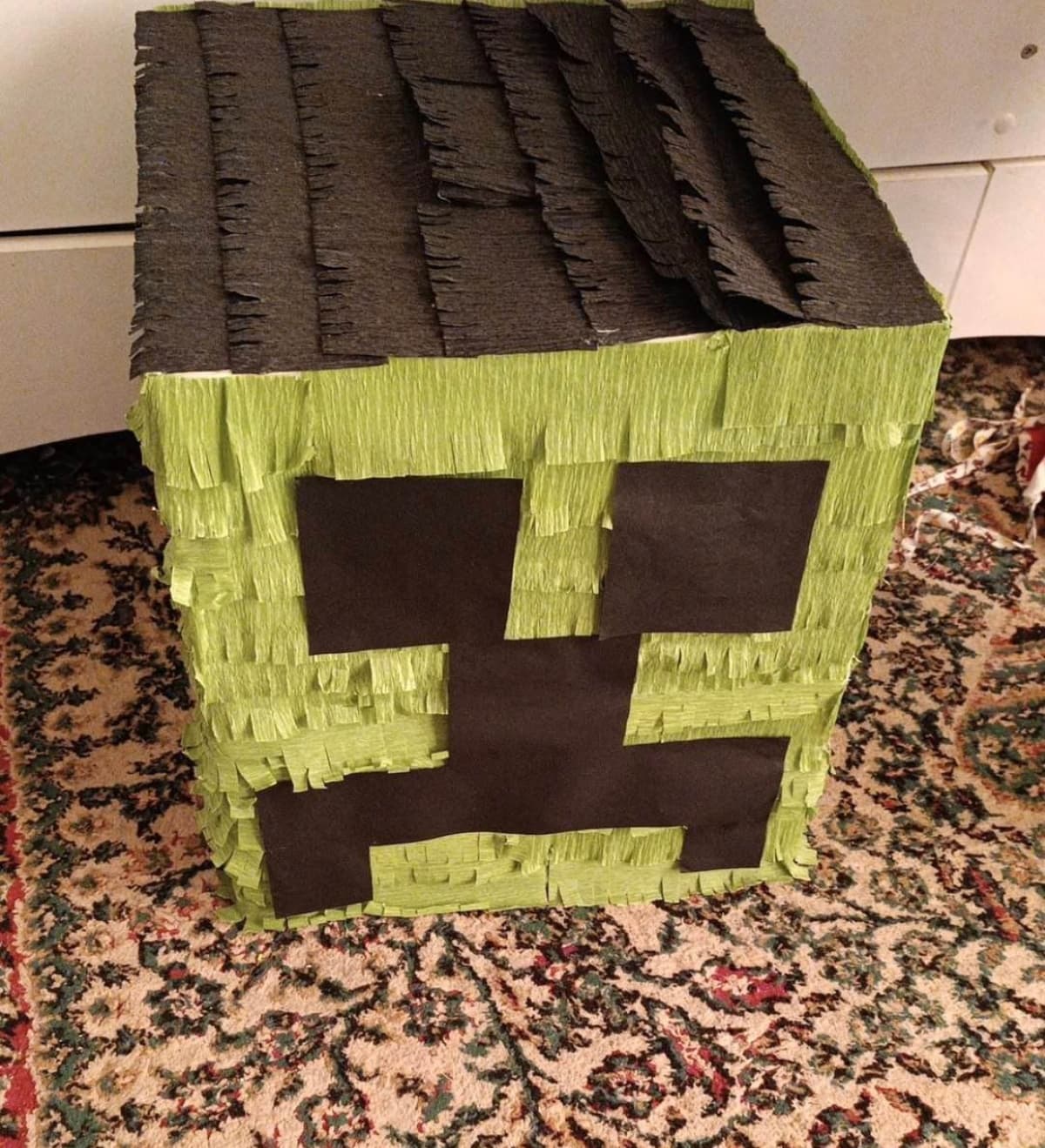 Bayram uchun piñata