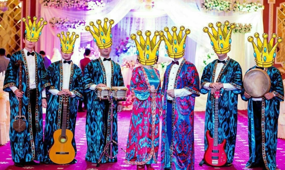 Bayramona kostyumlarni ijaraga olish!!