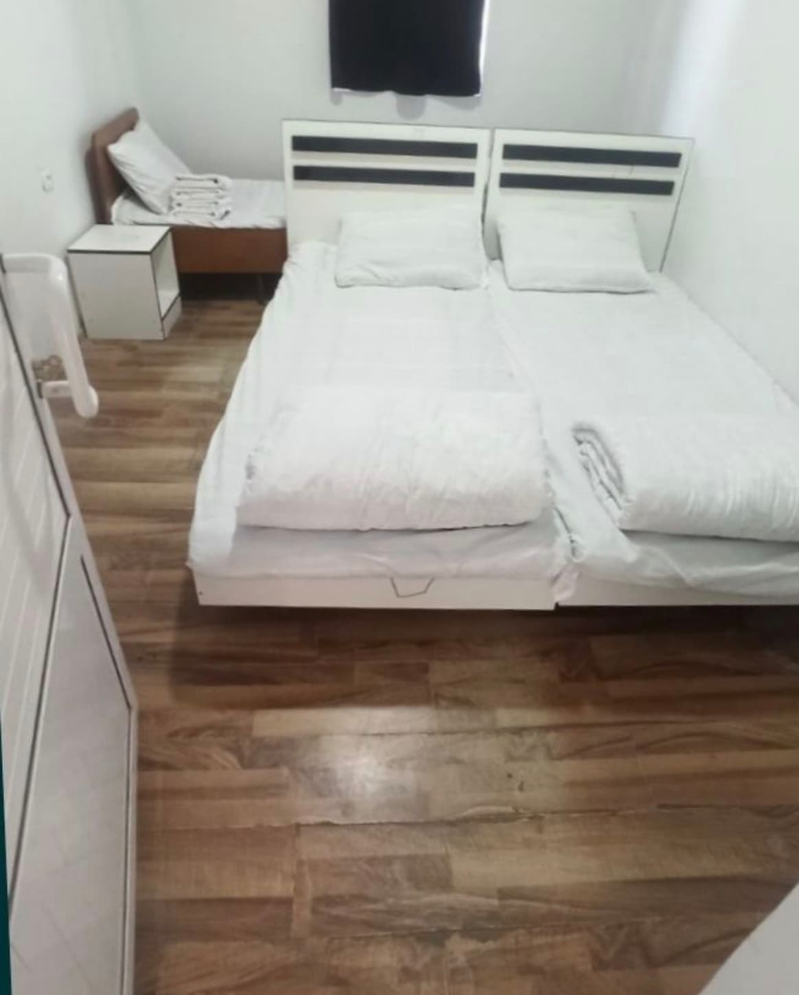 ARZON Mehmonxona hostel Mehmonxona Otel Gastinitsa 35000 so'm bor