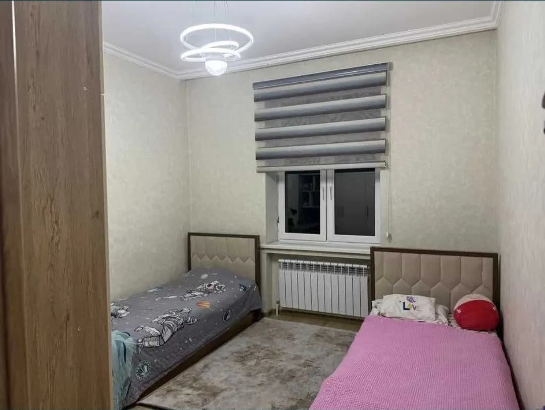 Yakkasaray. Golden House. 4/2/8. Eng yuqori narxda kvartira sotib oling;