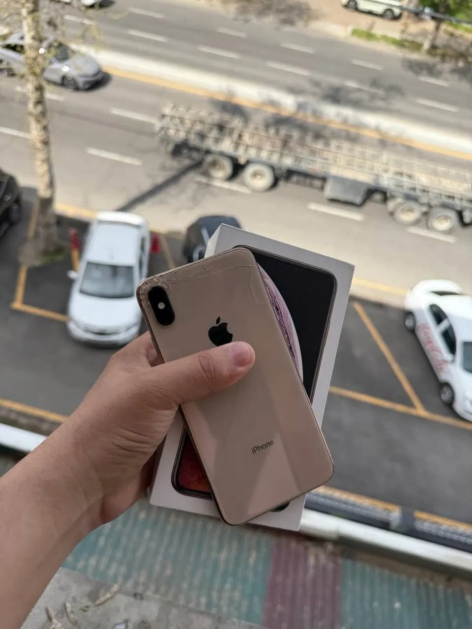 Tezda  Iphone Xs max 256 Gb sotiladi