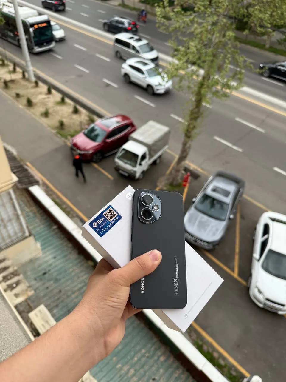 Honor 400 5G arzon narxda sotiladi