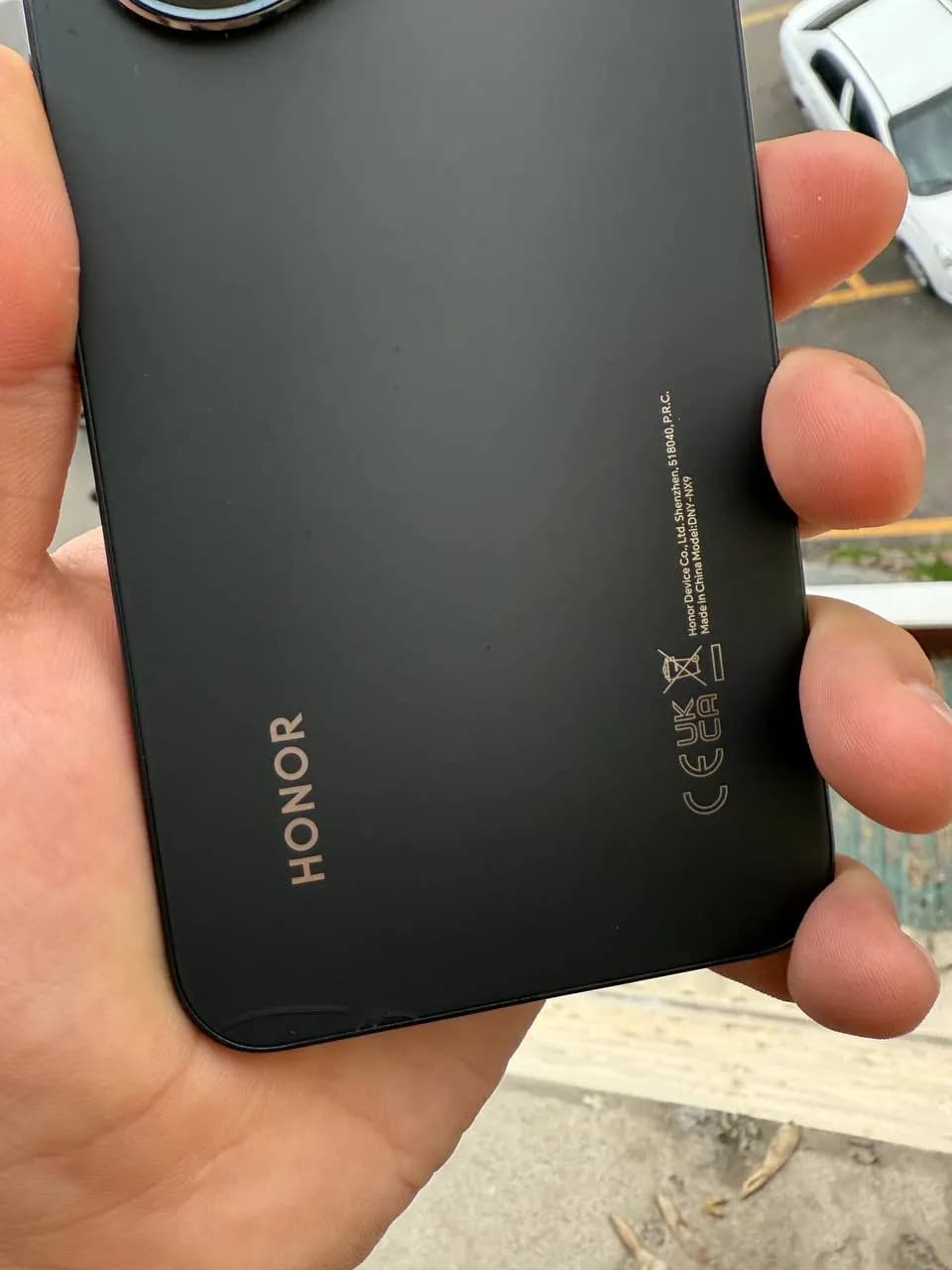Honor 400 5G arzon narxda sotiladi
