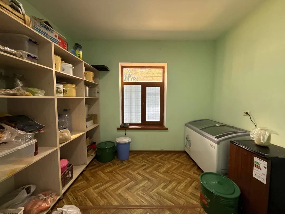 SHAHAR MARKAZIDAN TAYYOR 10 SOTIQLI BOG’CHA SOTILADI