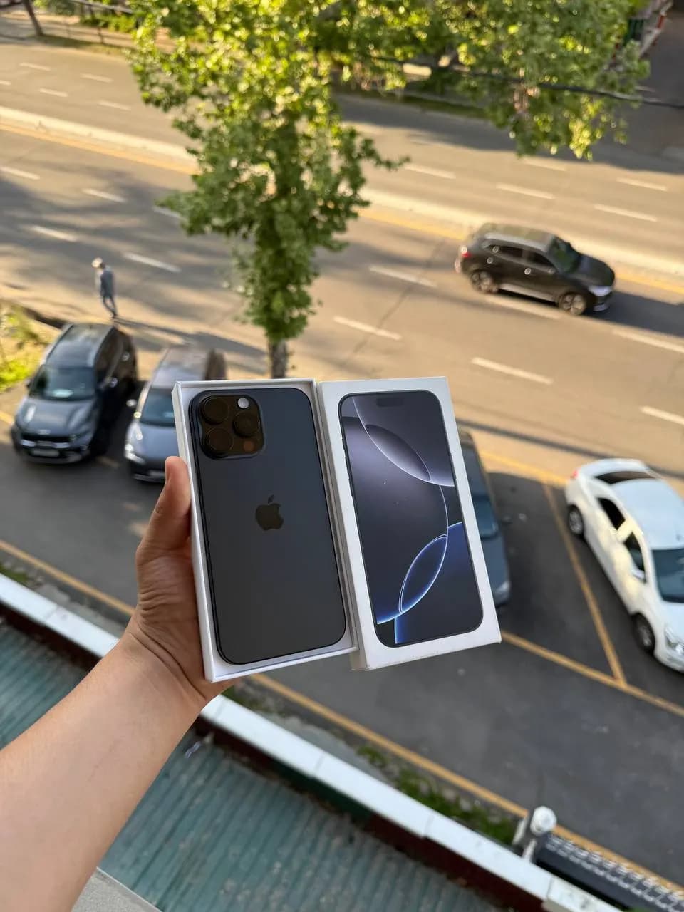 Iphone 16 pro max 256 Gb  sotiladi