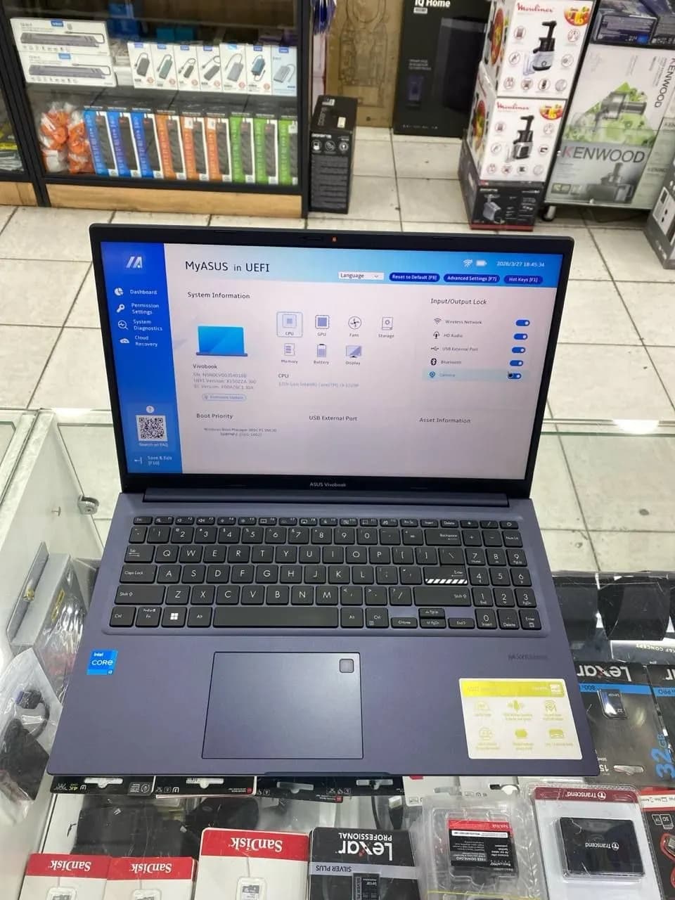 Asus Core i3-1220P