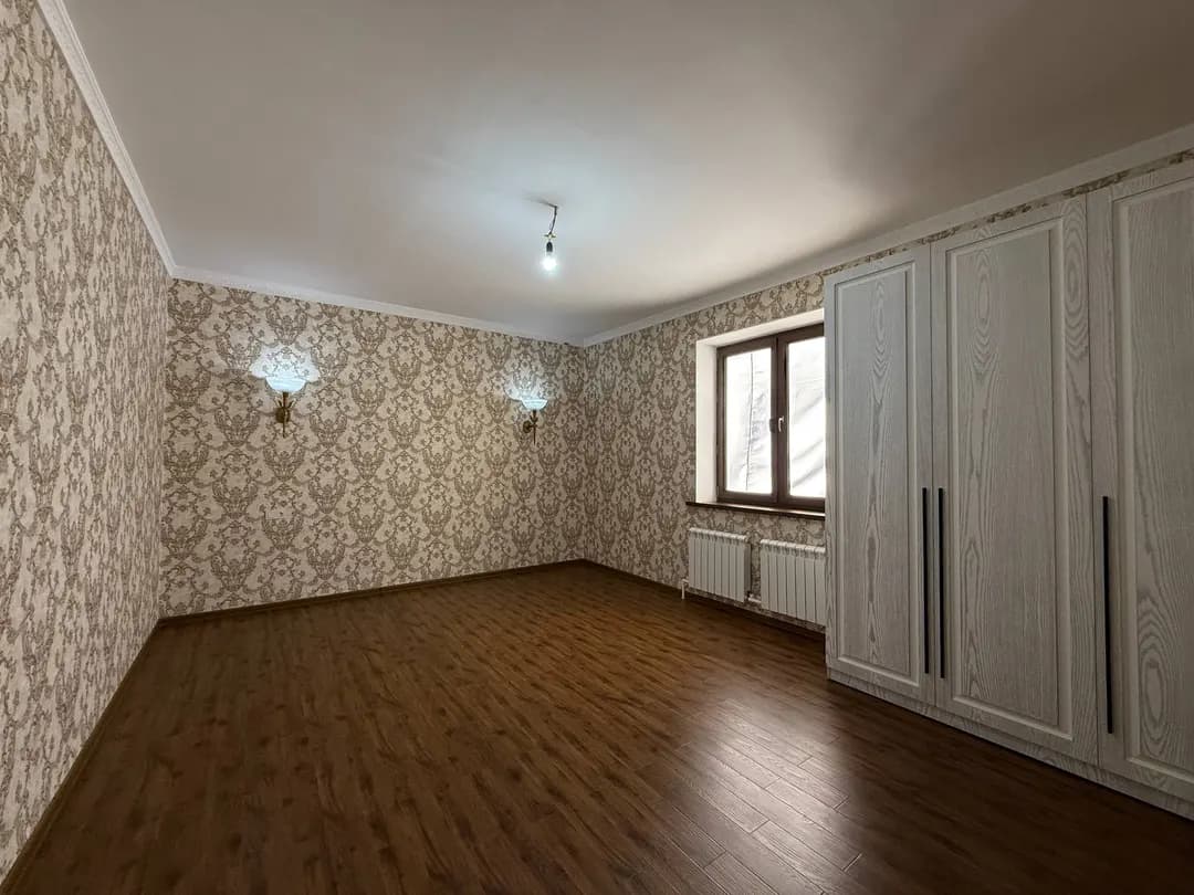 TAYYOR 6.5 SOTIQLI HOVLI SOTILADI