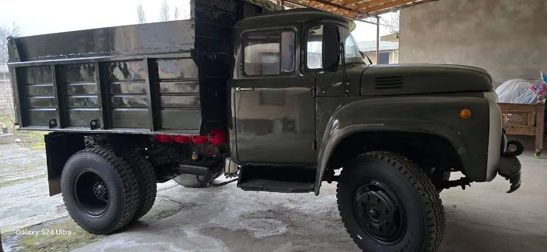 Zil-130 4502 Sotiladi