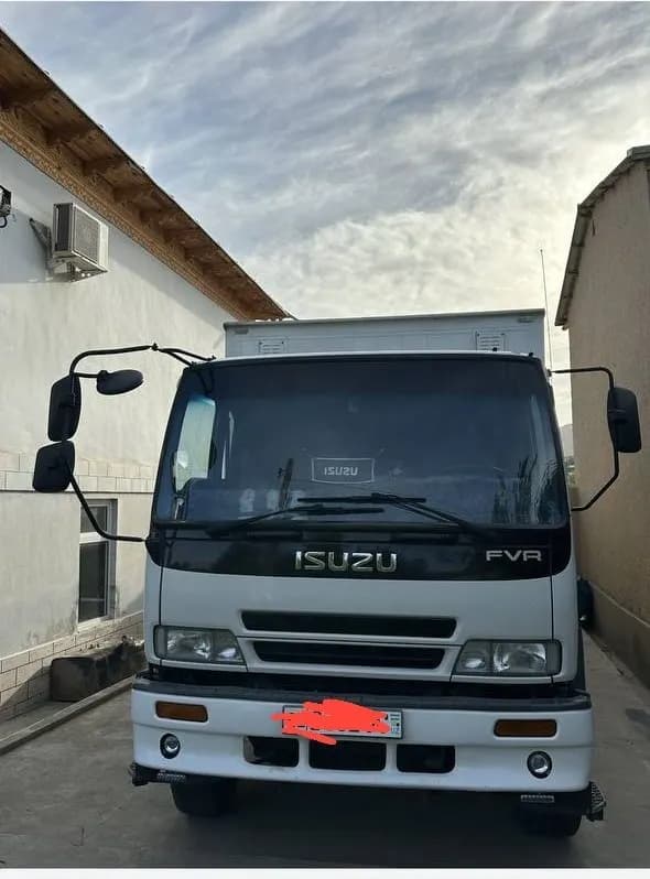 10 tonnalik Isuzu sotiladi