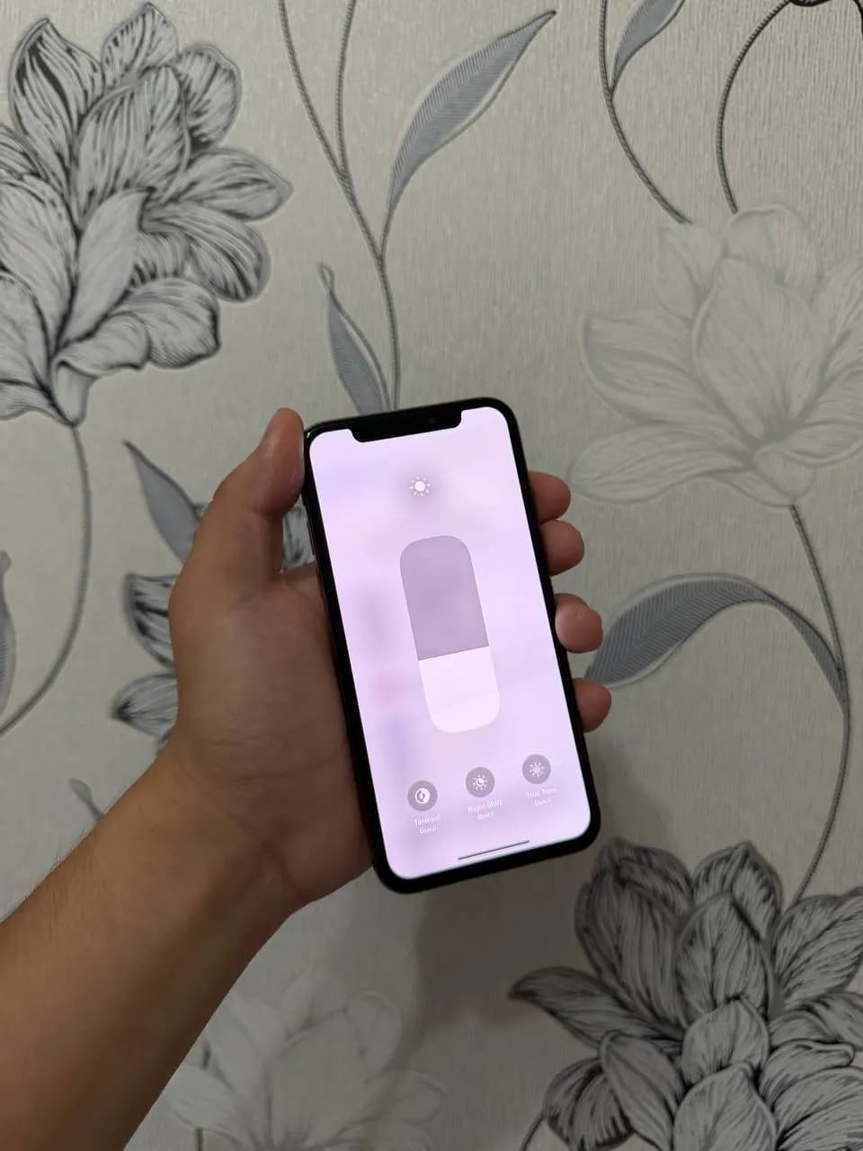 Iphone Xs 64 Gb sotiladi