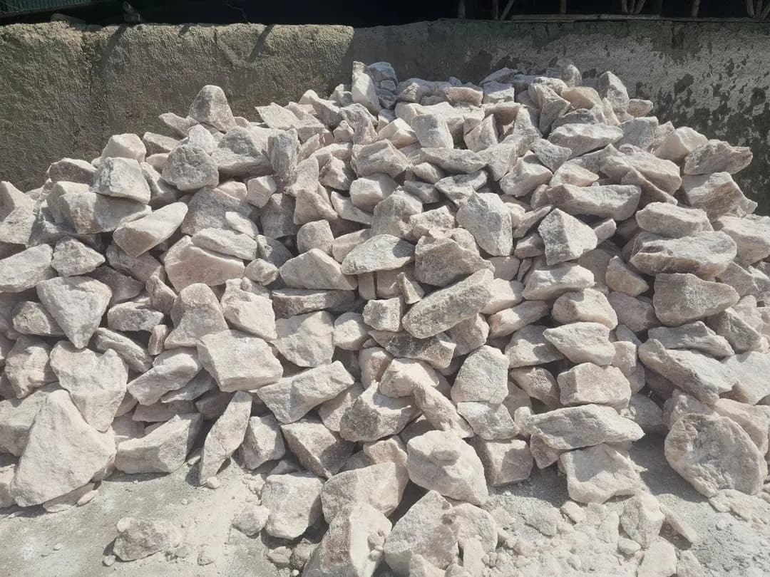 Hayvonlar usun Yalama  Tosh Tuzi sotilafi
