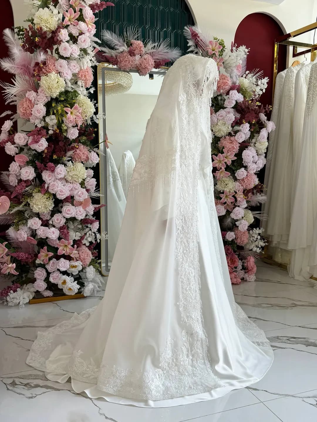 Abaya kelin ko'ylak