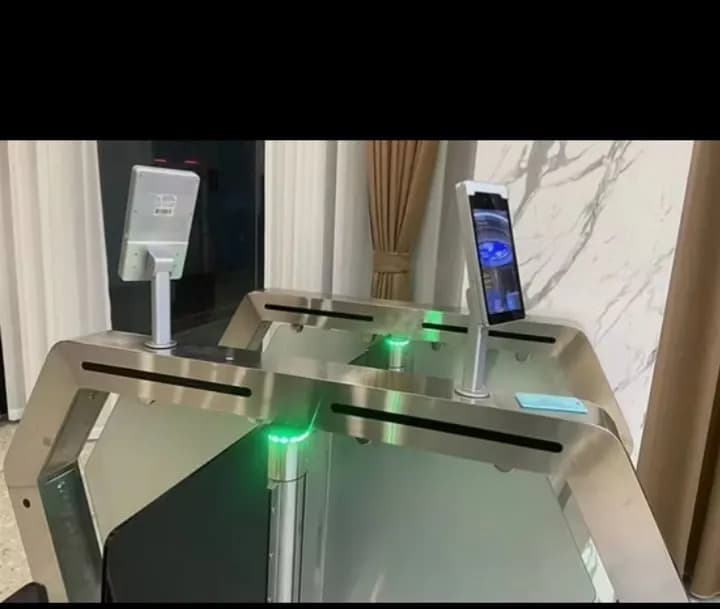 FACE ID  kamera qurimalari bilan birga