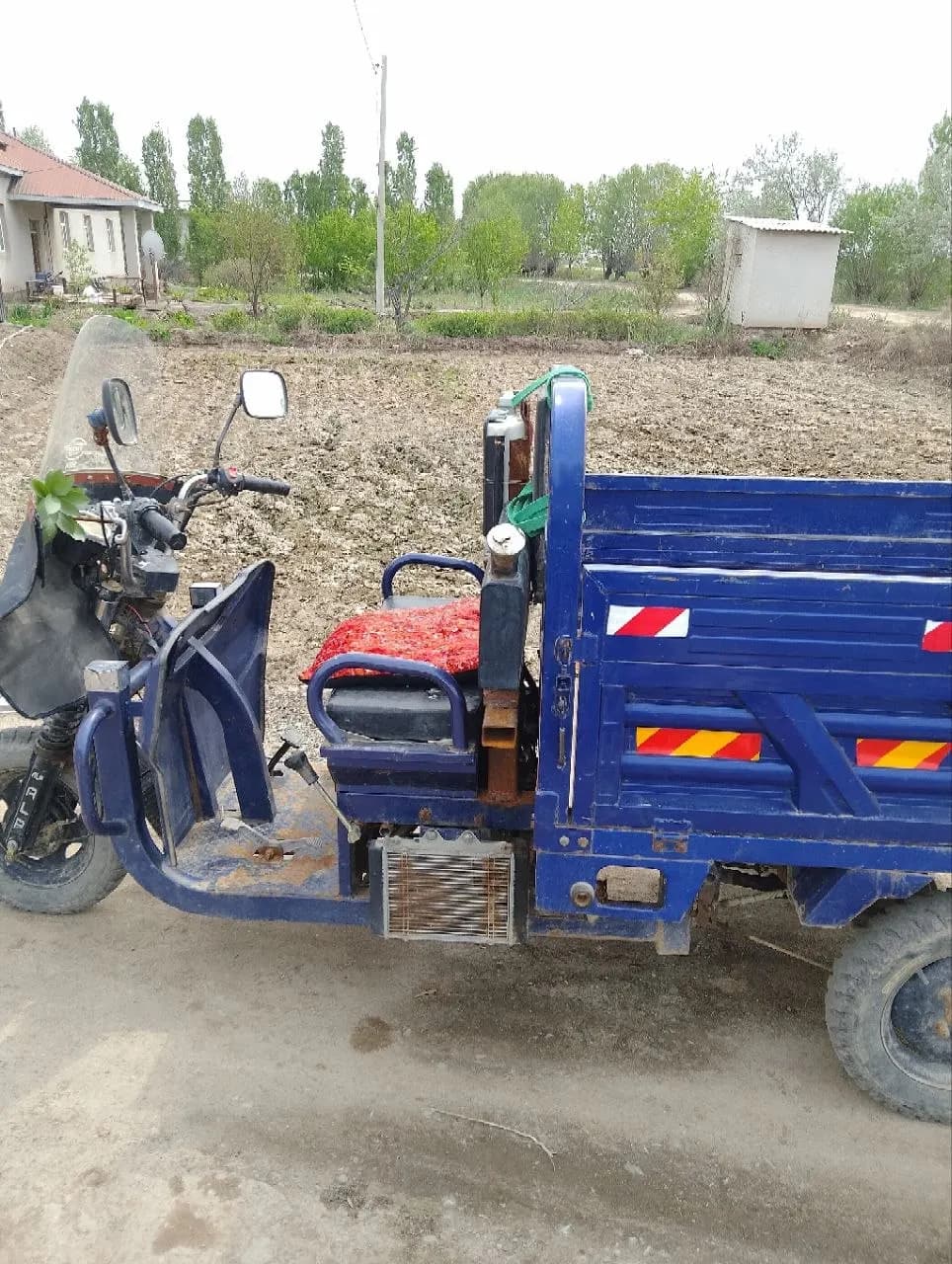 Муравей сатылади  бензинде заводской