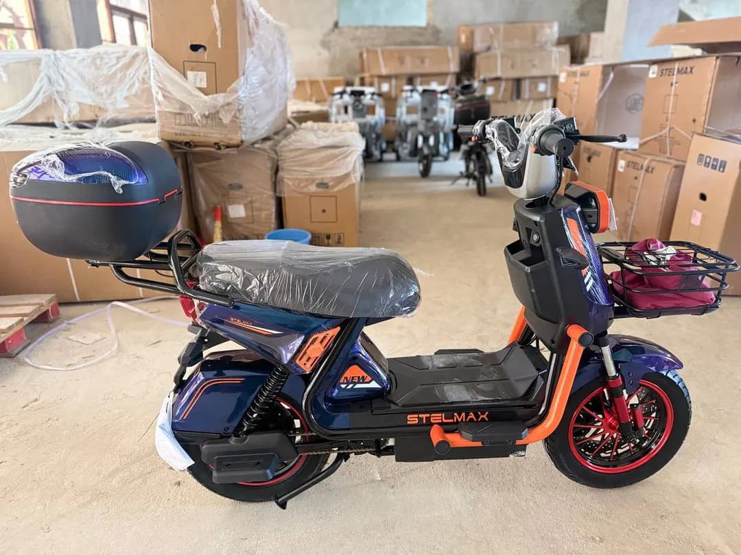 Skuter StelMax CLS sotiladi
