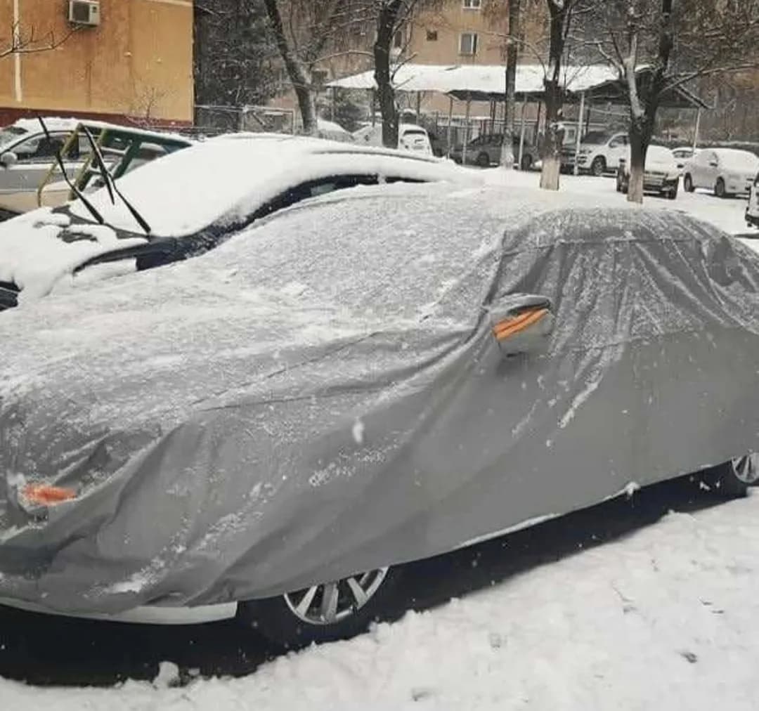 прадается защитный чехол для кузова авто