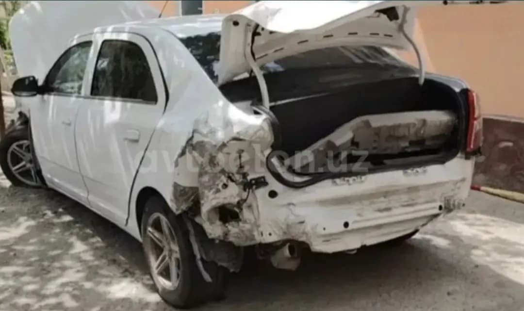 запчастга Кобалт сотилади