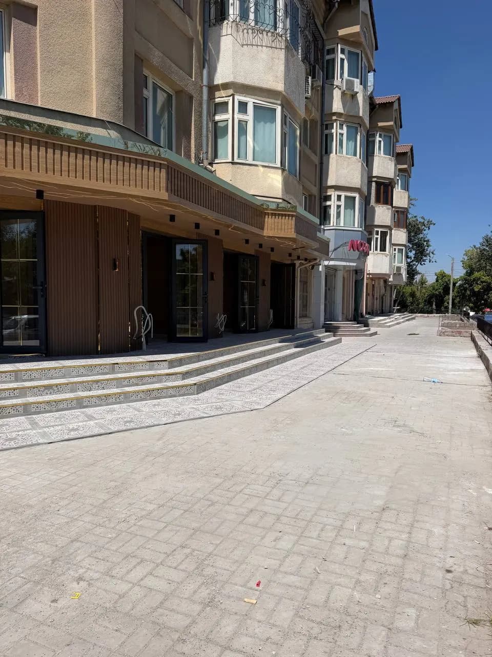 Burchak urulish joydan ijarasi bor bino sotiladi