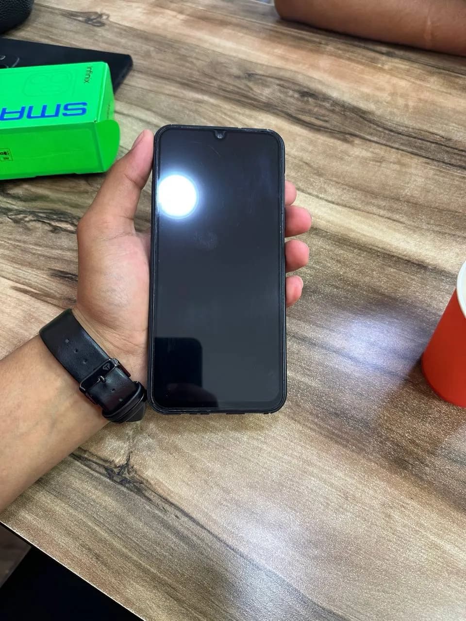 Samsung A 16  sotiladi
