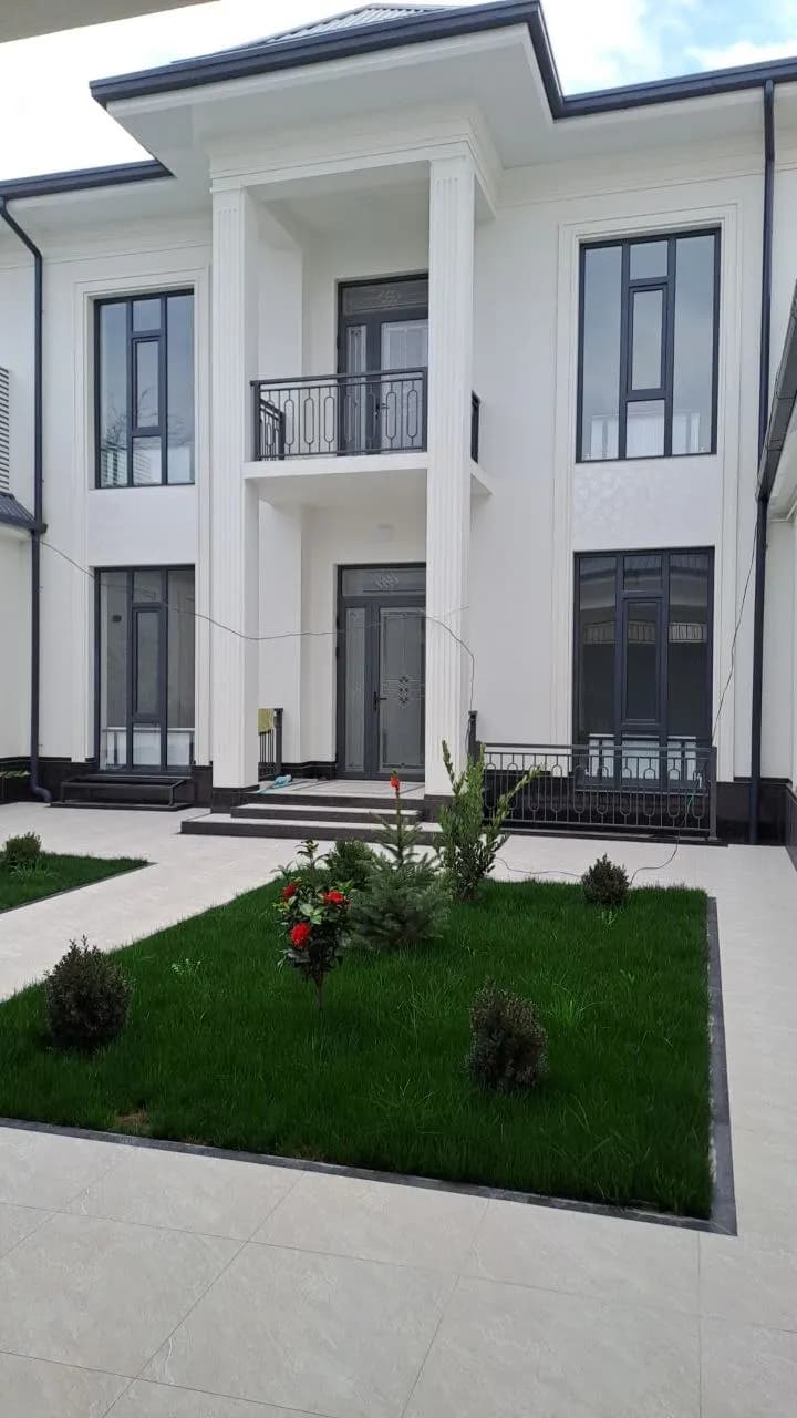 Sergeli olchazor mahallada 2 qavatli uy sotiladi