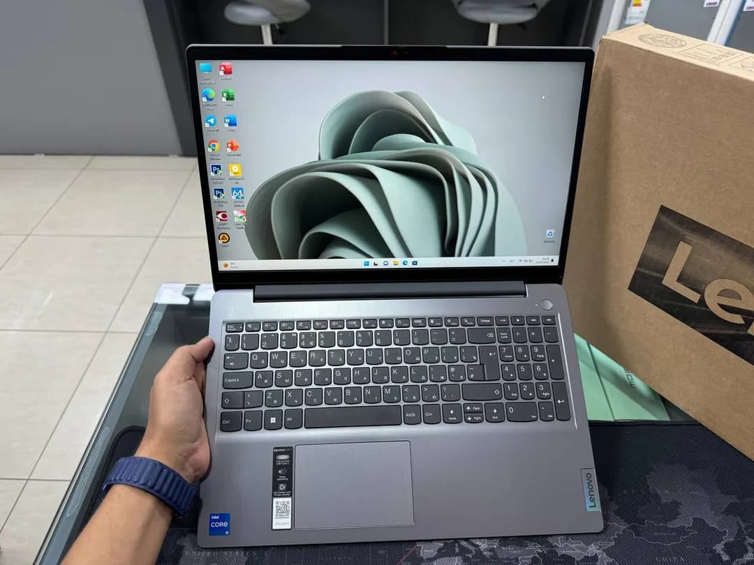 LENOVO IdeaPad 3 Slim