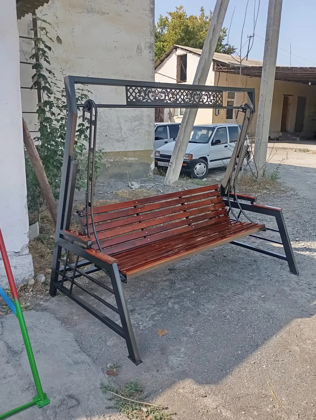ishlab chiqaruvchi dan 2 va 1 qavatli karavotlar