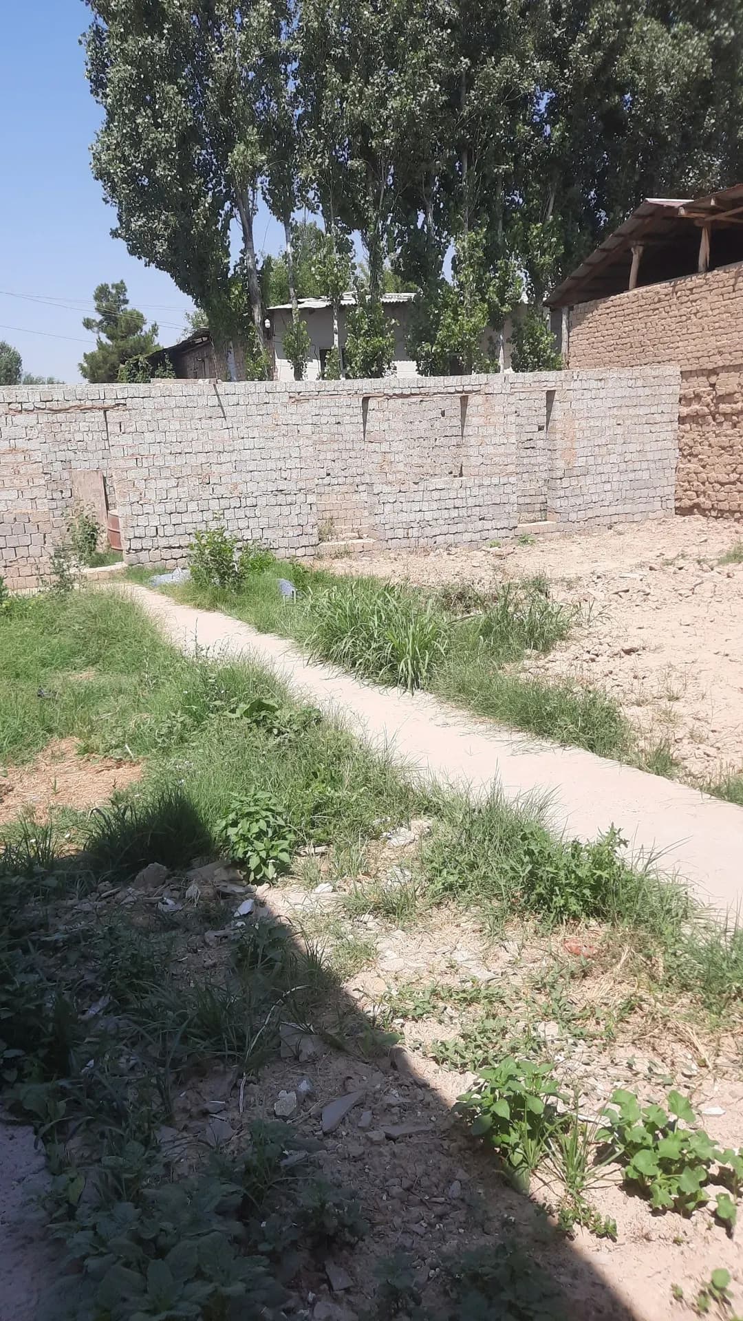 uy sotiladi nazarbek Tekistil kirganda