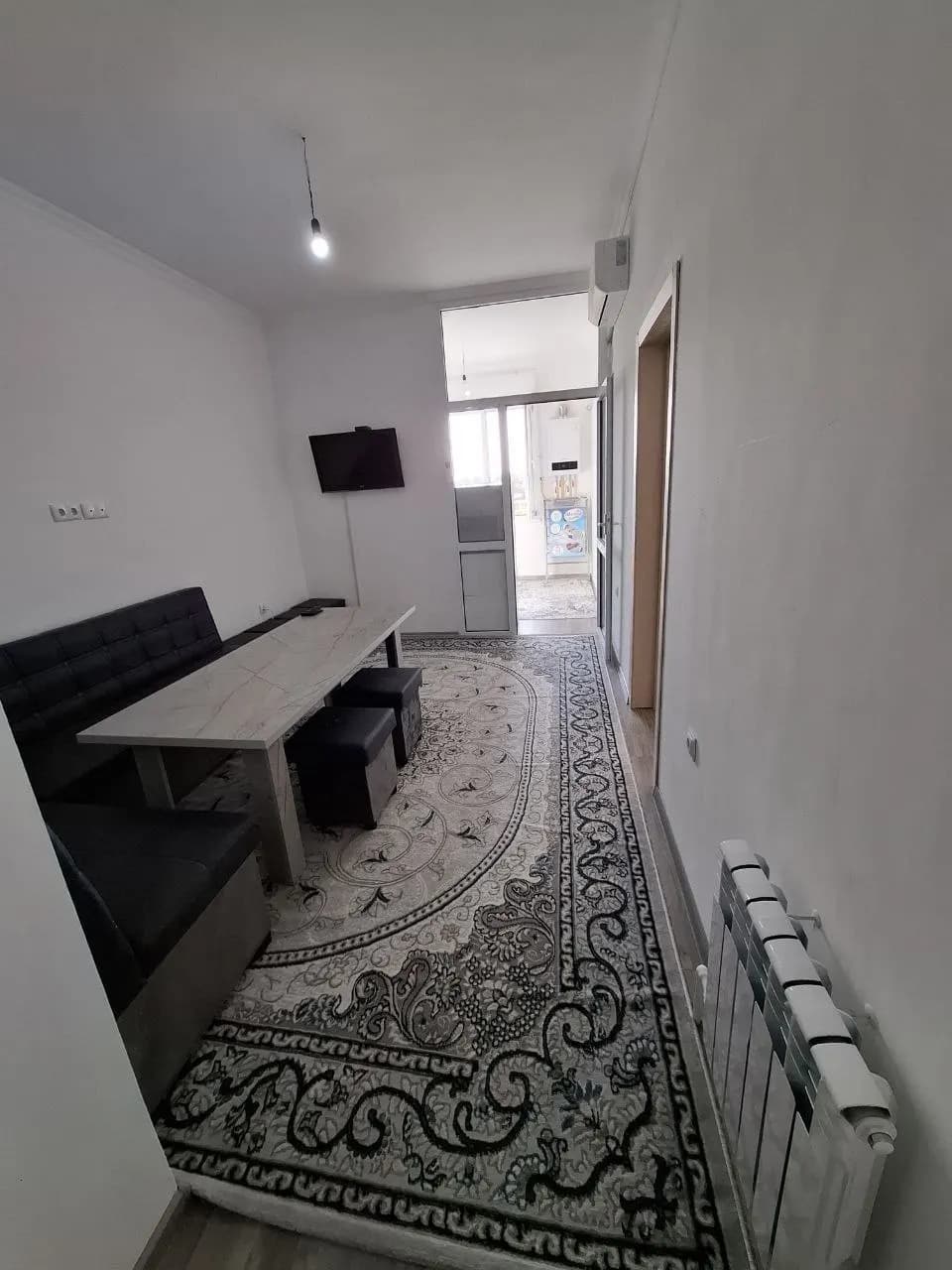 Olmaliqda kvartira ijaraga beriladi
