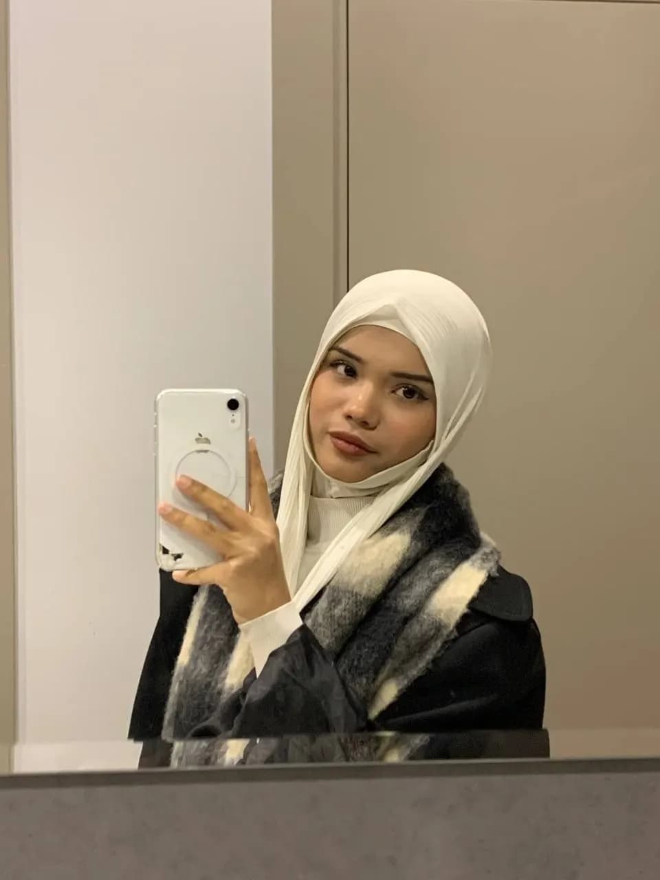 brend face, model qiz