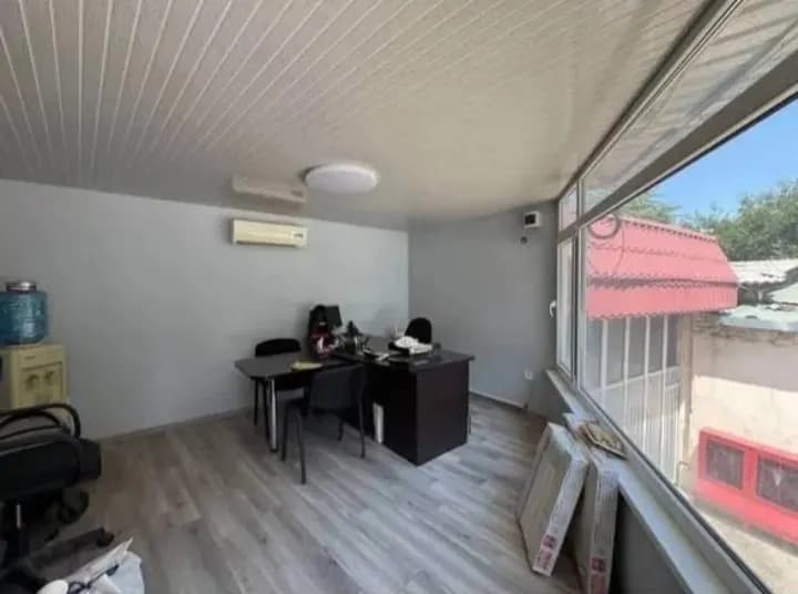TTZda 10 sotix,900m^2ishlab chiqarish bazasi sotiladi