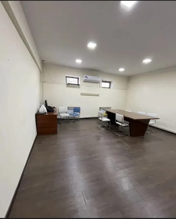 Fargʻona shahar markazida ijaraga katta joy arendaga beriladi yaxshi narxlarda