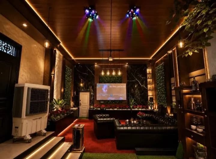 Lounge Bar’ga ega tayyor mehmonxona ijaraga beriladi.