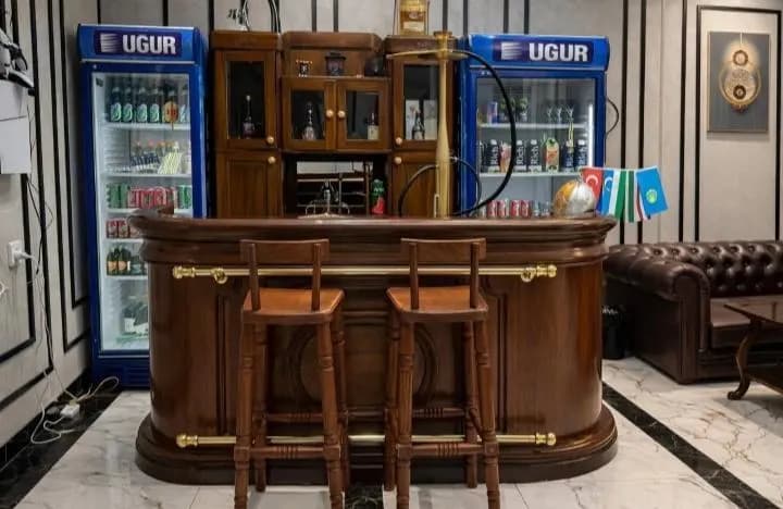Lounge Bar’ga ega tayyor mehmonxona ijaraga beriladi.
