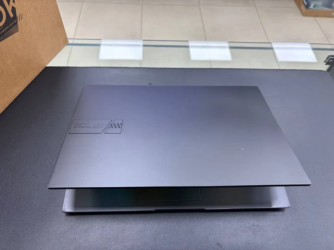 ASUS VIVOBOOK BLACK 2026