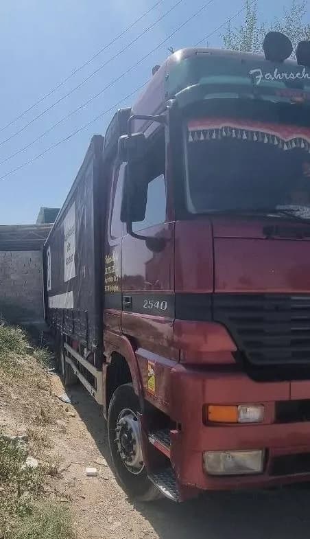 Сотилади Фургон  Mersedec Benz Actros 2540