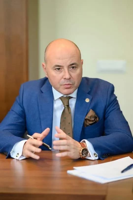 Bo'lim boshligʻi lavozimiga ishga taklif qilamiz