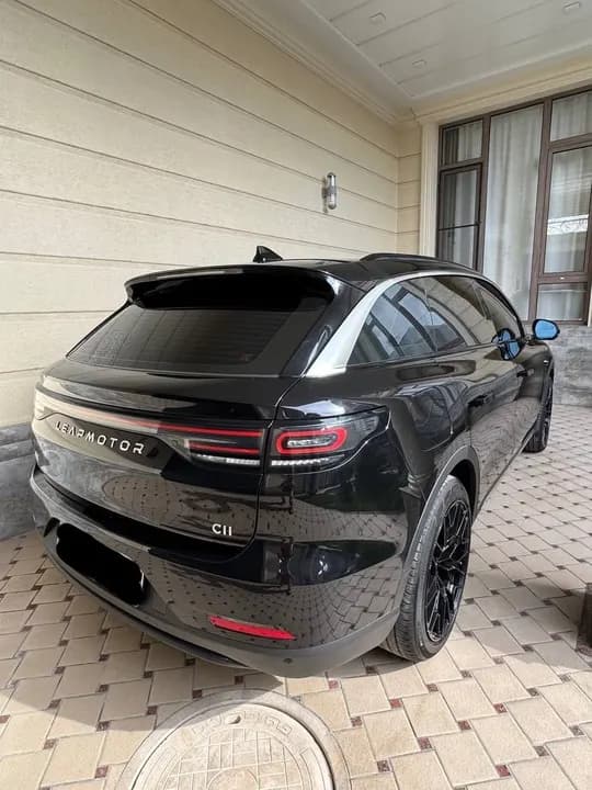 Leapmotor C11