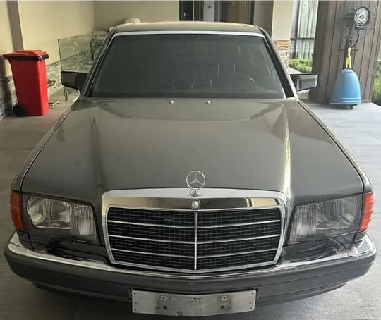 Mercedes Benz w126 560 SEL