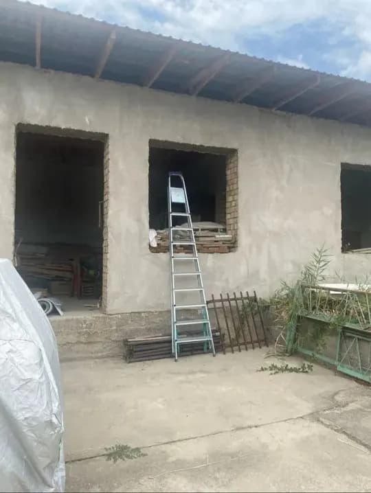 4 sotix yer ijaraga beriladi